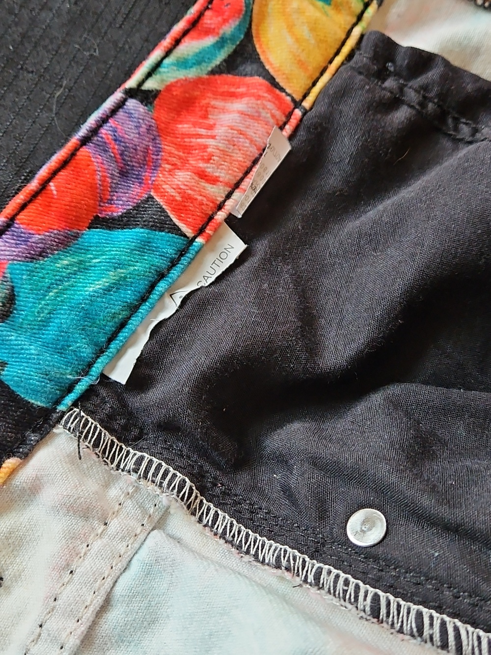 Zara Vibrant Fruit Pattern High Waist Shorts - Picture 5 of 12